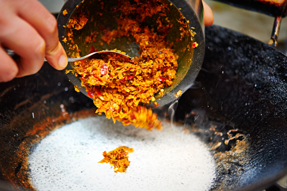 Khao Soi | Currypasta toevoegen